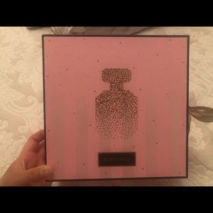 Bombshell perfume set